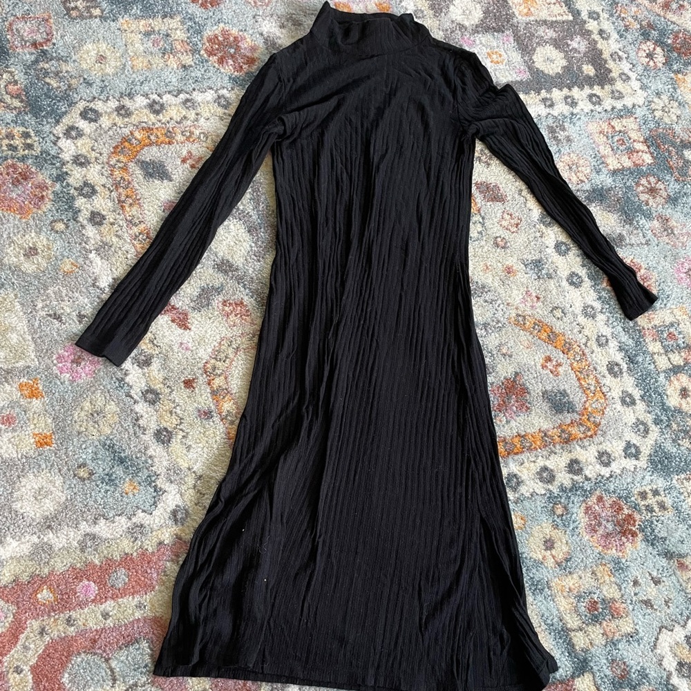LOFT ribbed midi dress 🖤